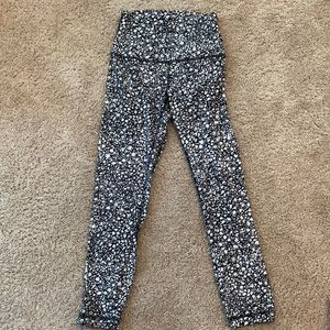 Lulu lemon capri leggings